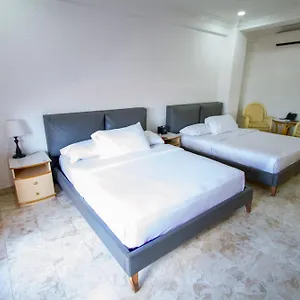 4* Hotel Clarkton